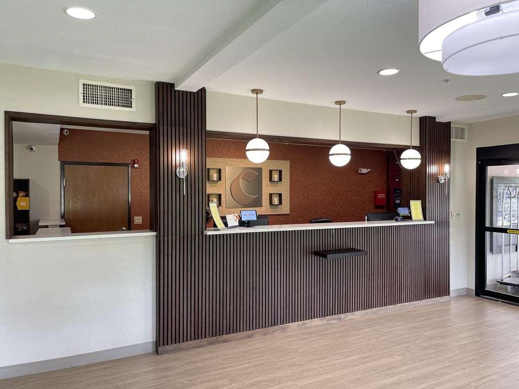 Comfort Near Seaworld Hotel San Antonio