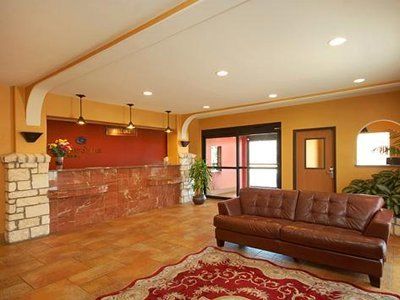Comfort Near Seaworld San Antonio